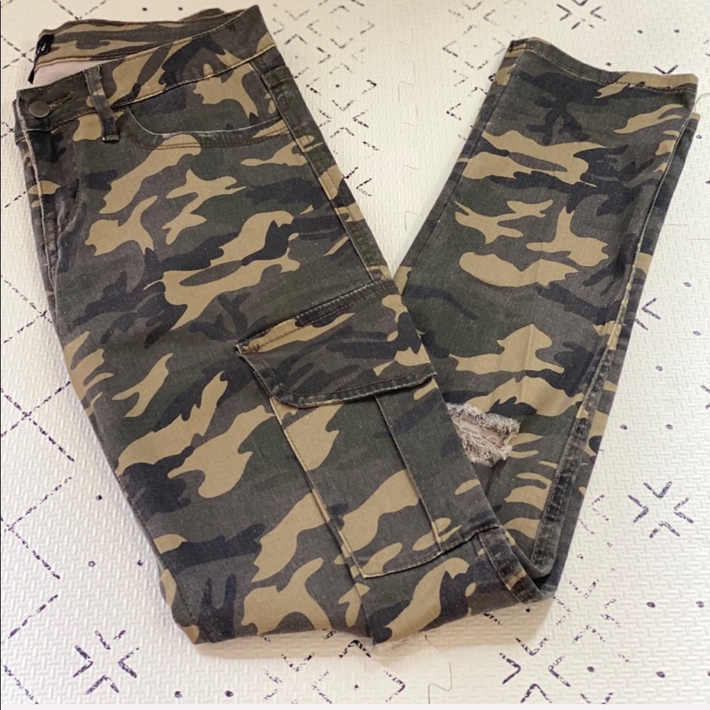 🛍🛍 JEANS: MEDIUM